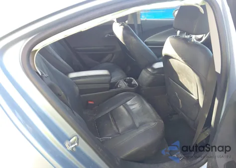 2014 Chevrolet Volt z USA, uszkodzony, nr VIN 1G1RH6E40EU163299